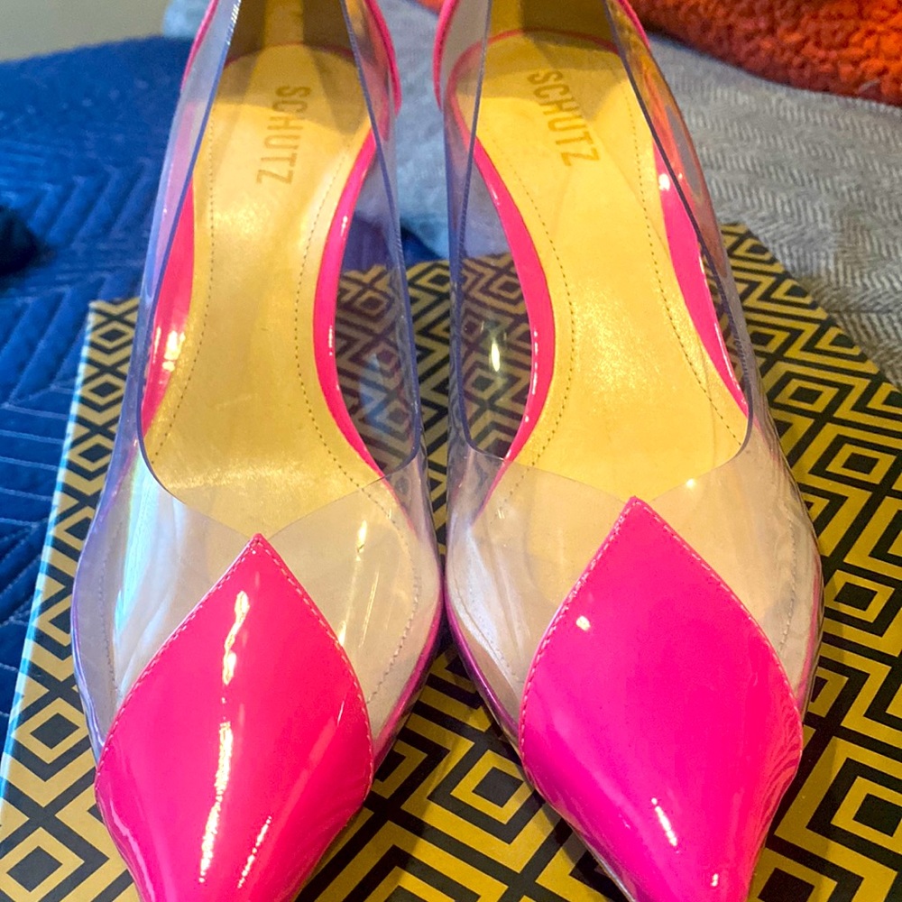 Lucite, Pink Fire Pumps